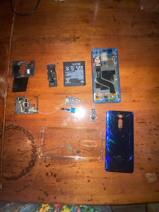 Мі 9 т на запчасти