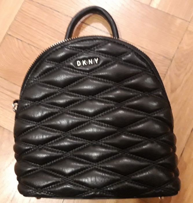 Skórzana torebka DKNY