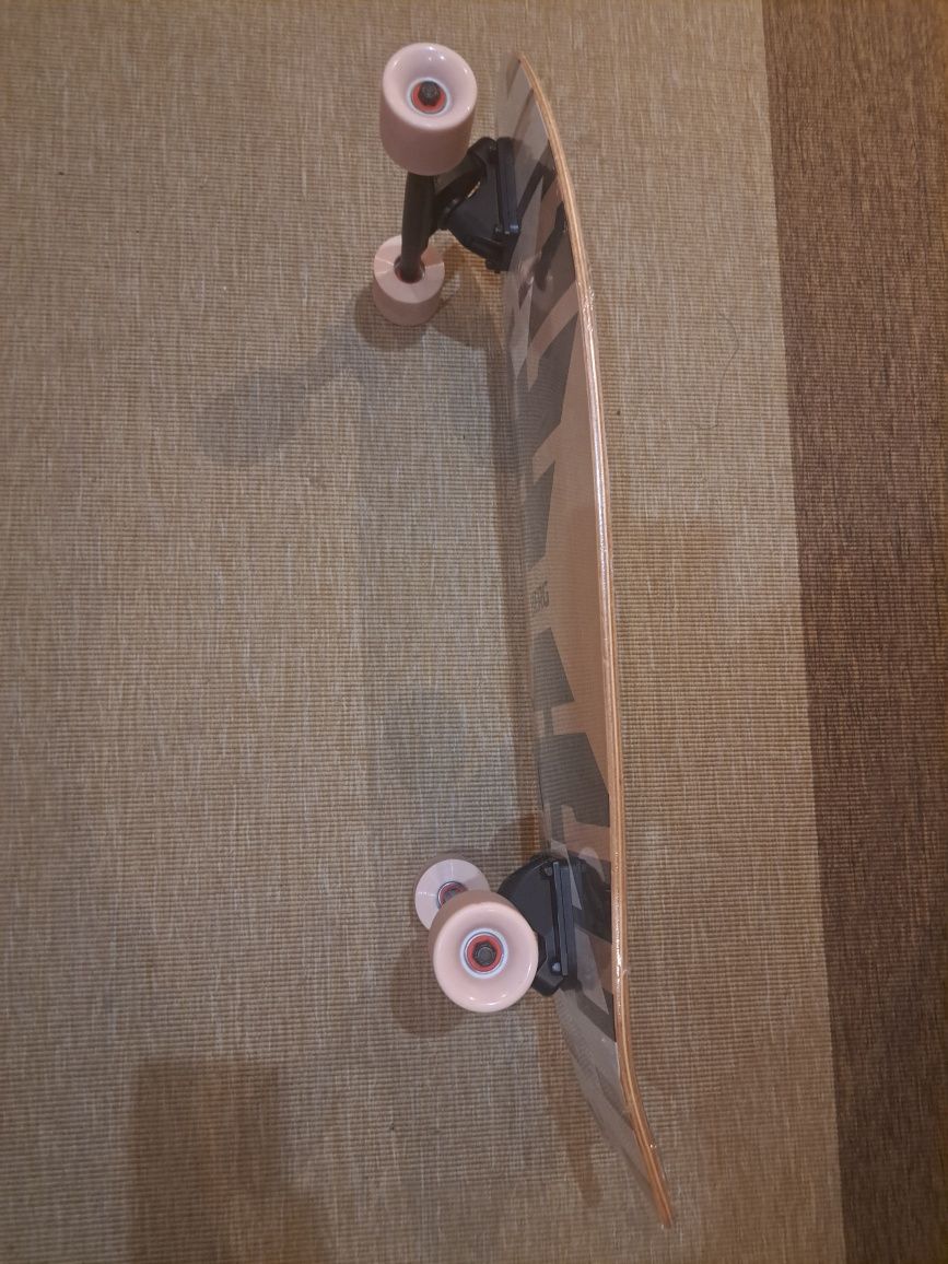Skate Longboard Berg NOVO