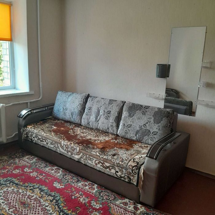 Здам 2 кімнати у гуртожитку на Площі Польовій р - н Фонтану