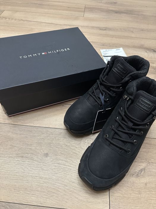 Tommy Hilfiger 42р