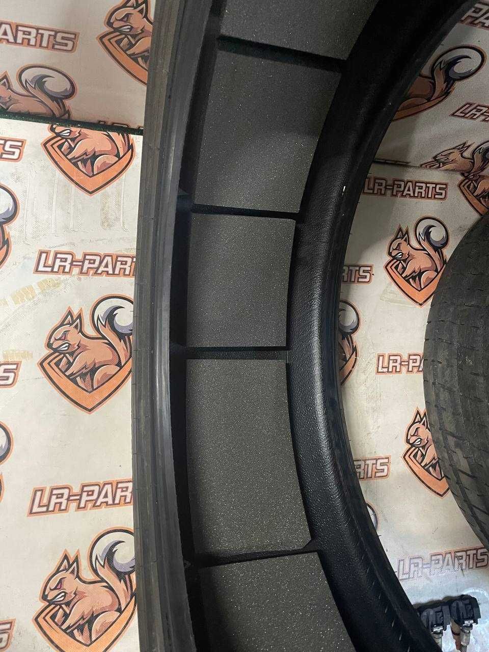 Диски R22 Range Rover Jaguar комплект с резиной Pirelli P-zero 22 год