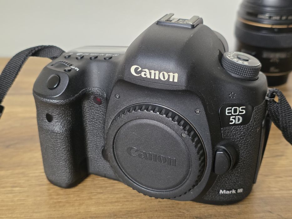 Canon 5D Mark III body 38,5k кадров