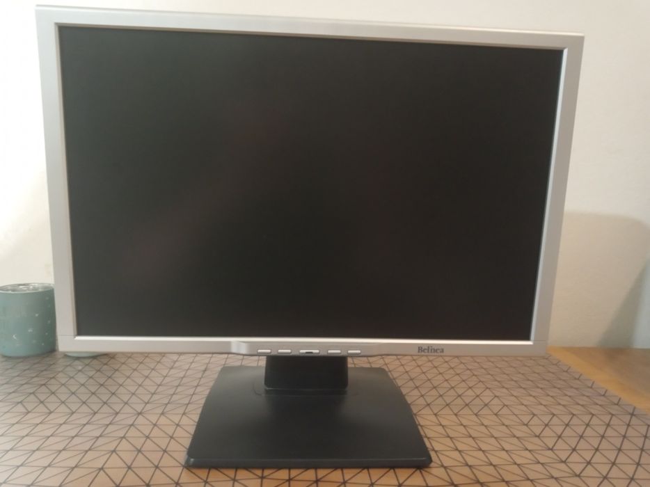 Monitor LCD: 19cali 