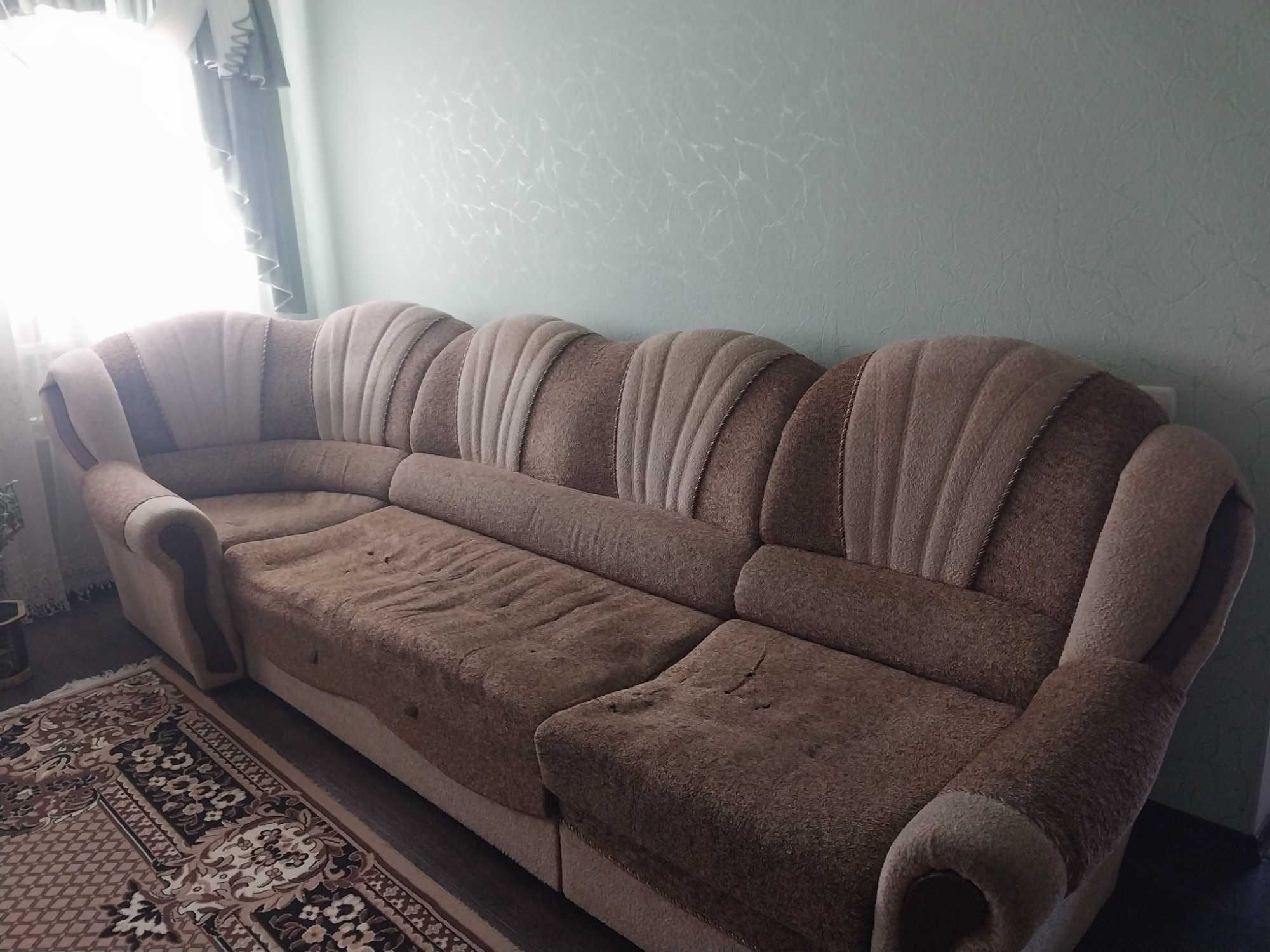 Продам диван кутовий