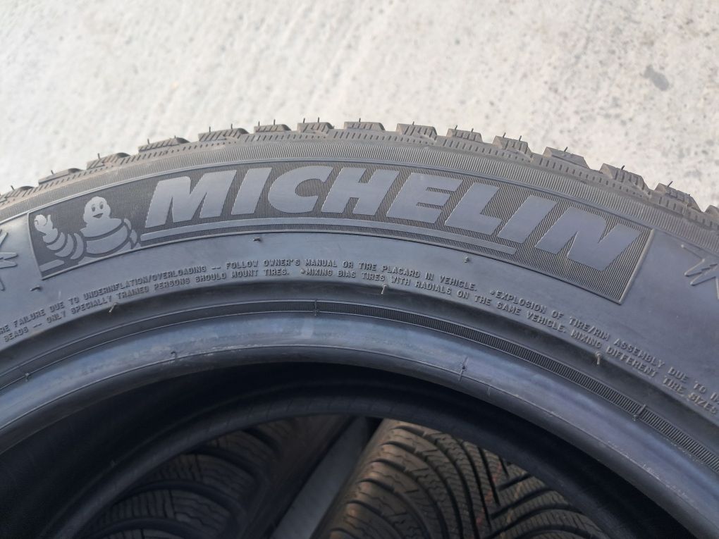Резина зимова, НОВА, 215/55 R17 Michelin Alpin 5 AO (арт. 12832)
