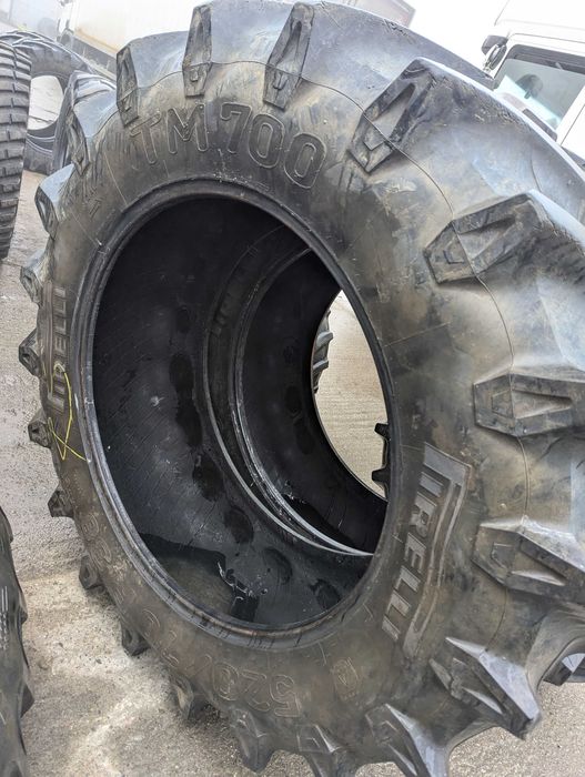 520/70R38 Pirelli TM700 opona rolnicza 18.4r38 460/85r38