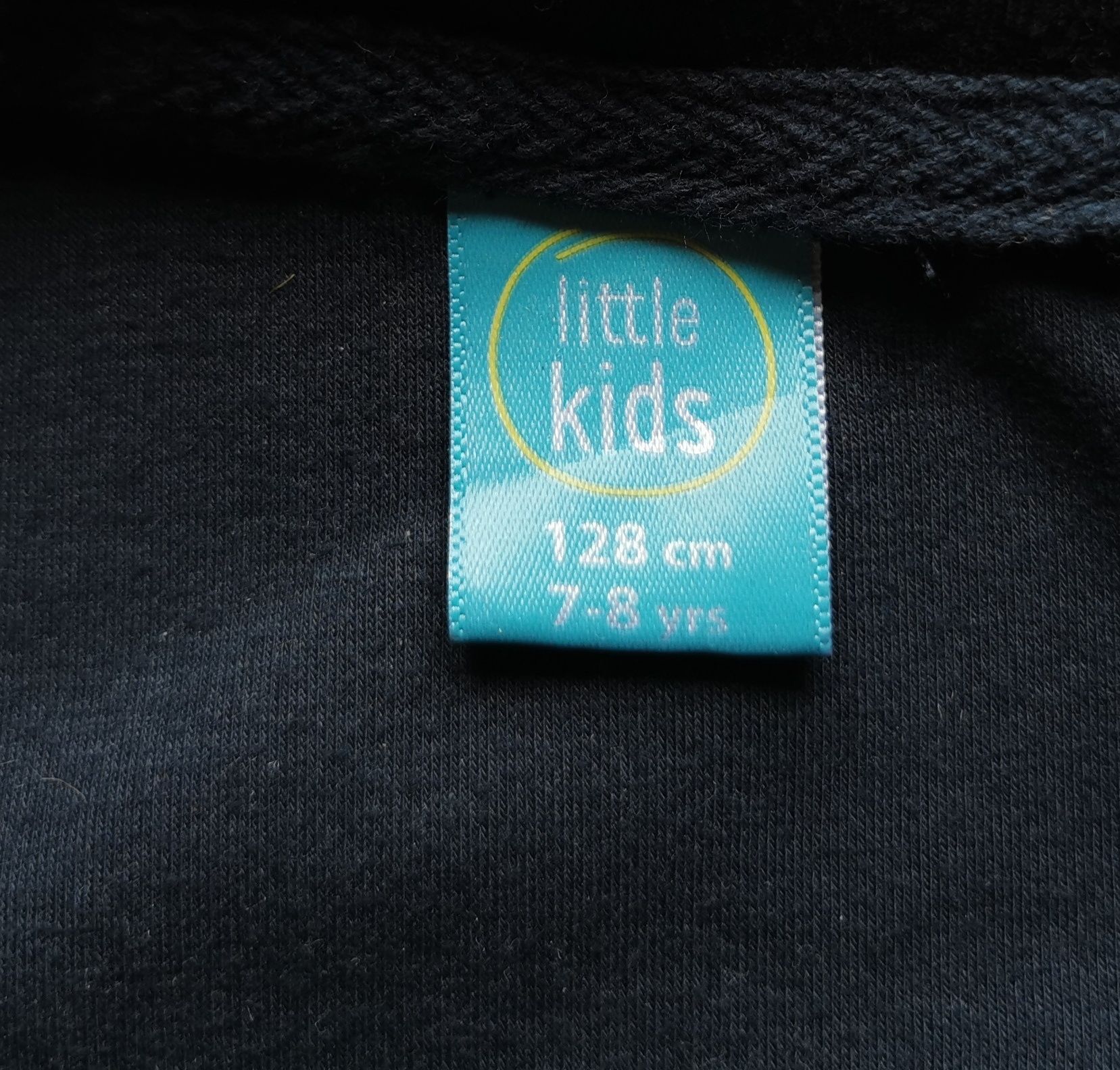 Bluza chłopięca. Rozmiar 128.