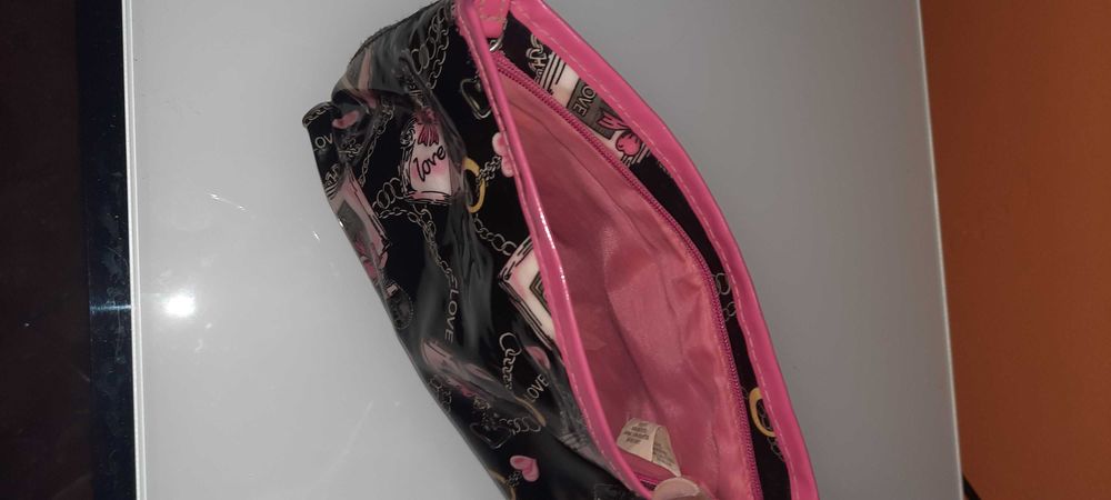 Bolsa ‘necessaire’