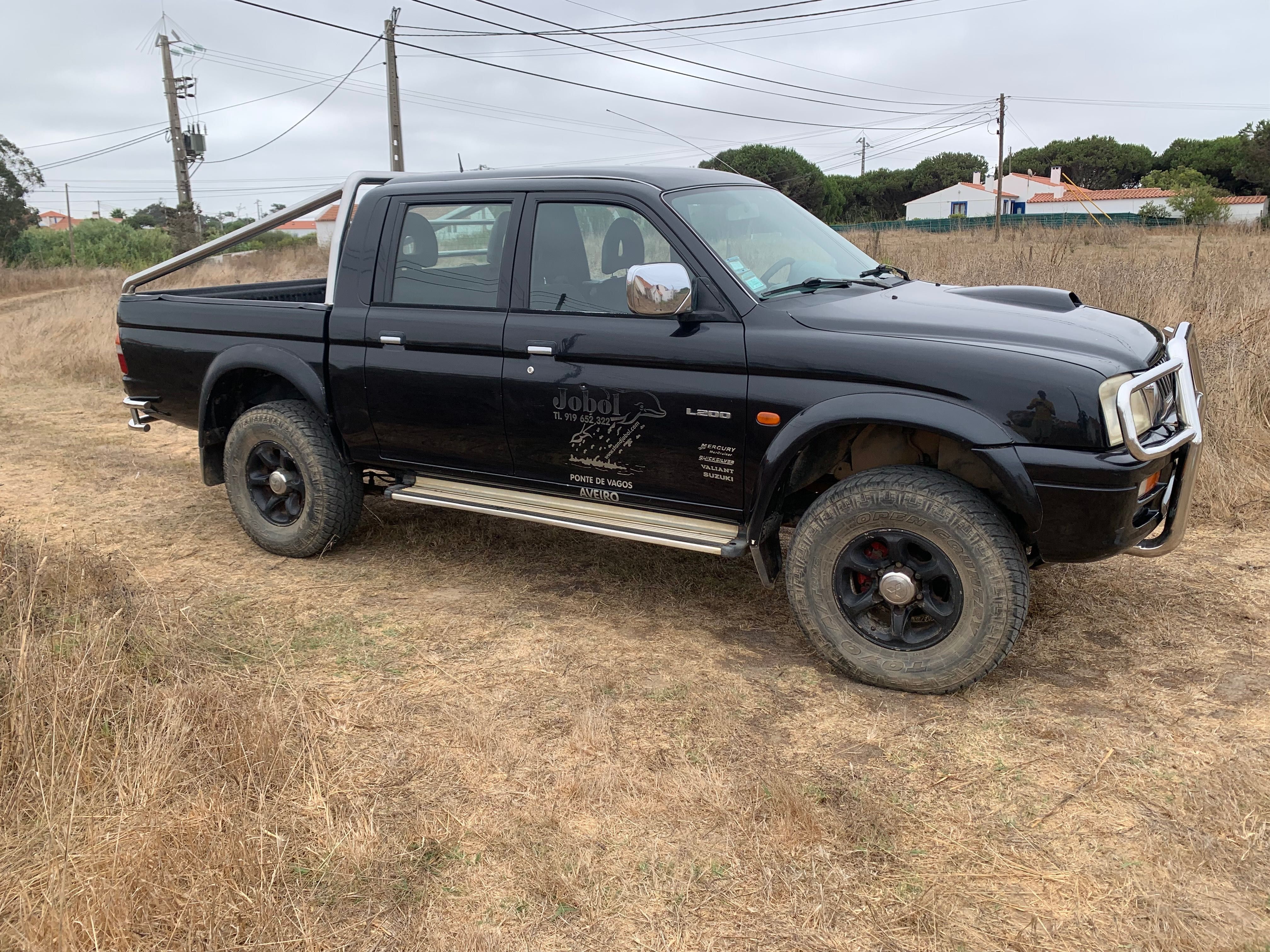 Mitsubishi L200 2.5 TD Strakar 4x4 5 lugares