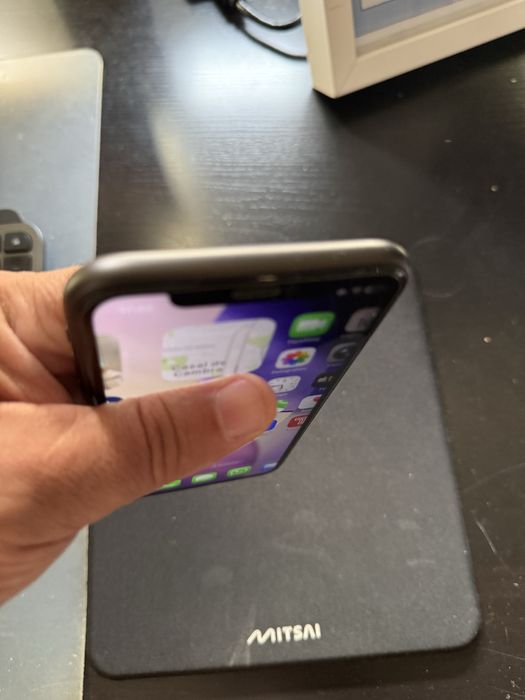 Iphone 11 - 128 GB, como novo.