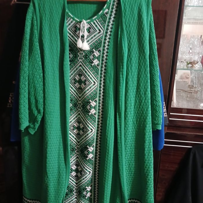 Комплект плаття та накидка  вишиванка дуже дешево