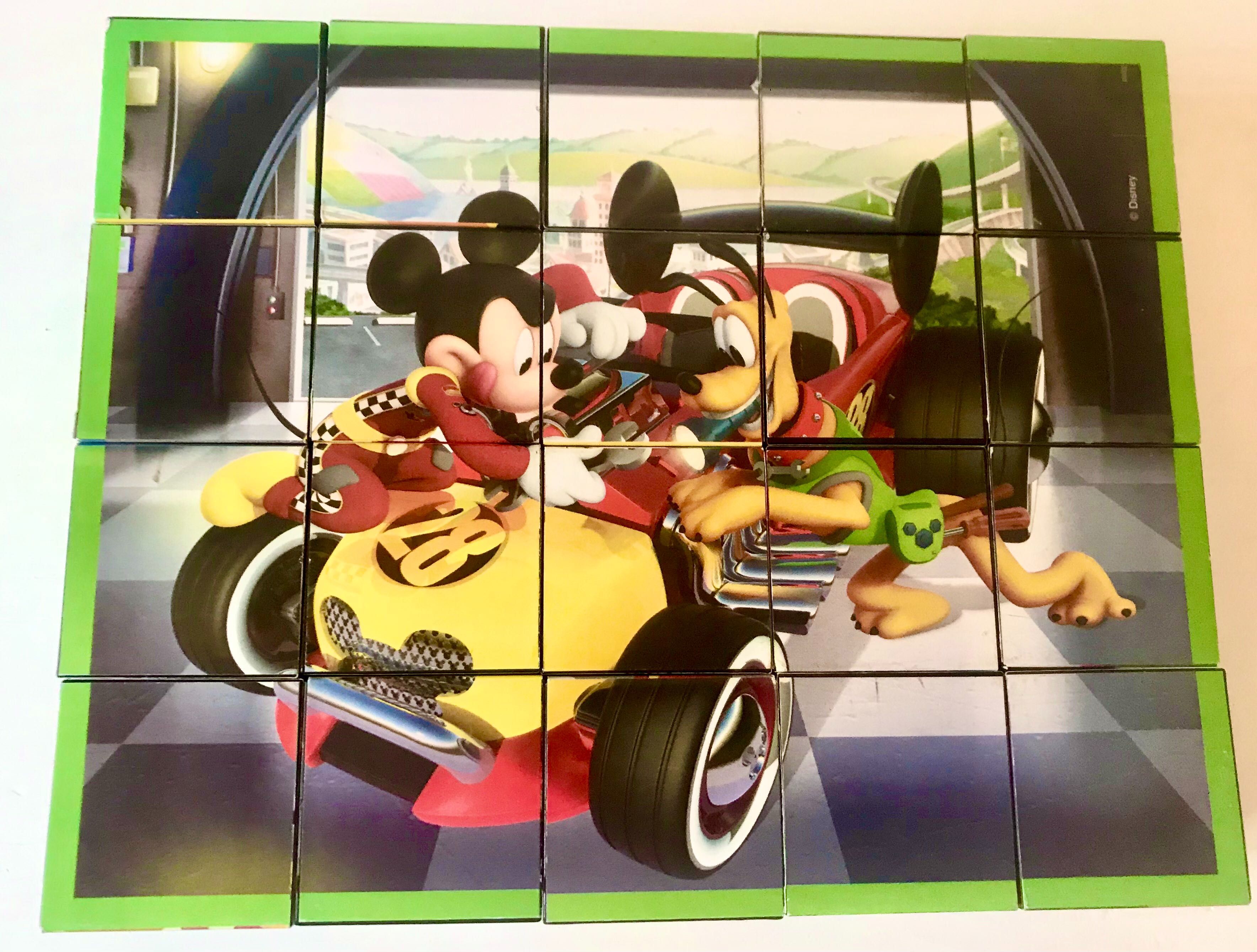 Klocki Obrazkowe w Walizce Mickey i Wyścigi 20 elementów układanka