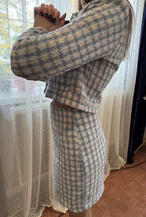 Костюм твідовий