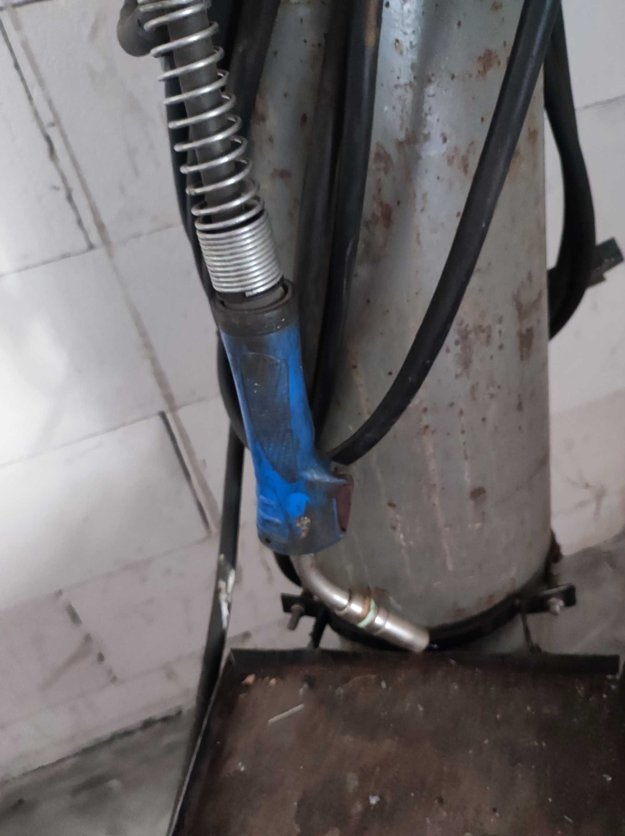 Spawarka Migomat MINIMAG-160 kpl. z butlą i reduktorem.