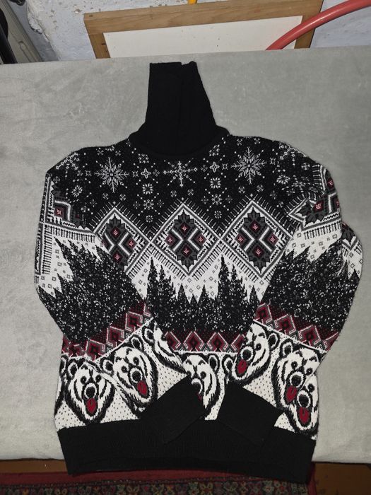 Светр різдвяний розмір М