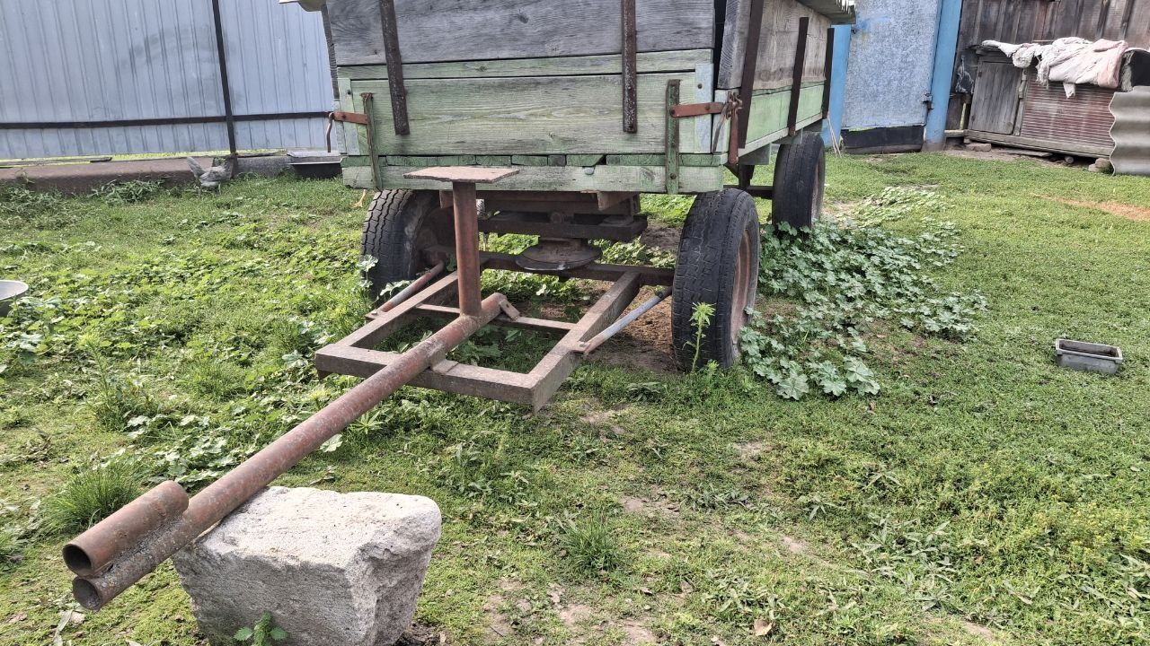 Причіп до мотоблока,з високим бортом