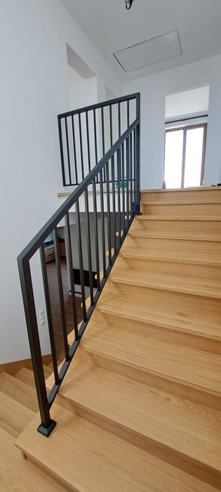 Balustrady wewnętrzne i zewnętrzne
