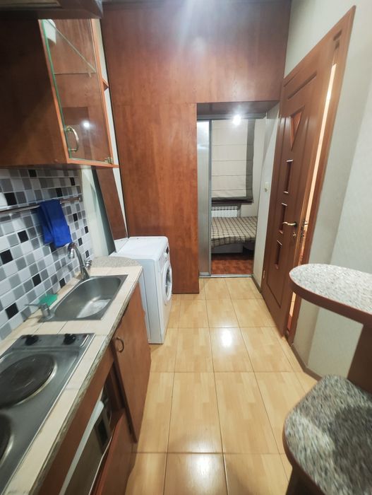 Срочно‼️Реальная‼️Центр! Продам 1 к.кв. студия  м.Университет