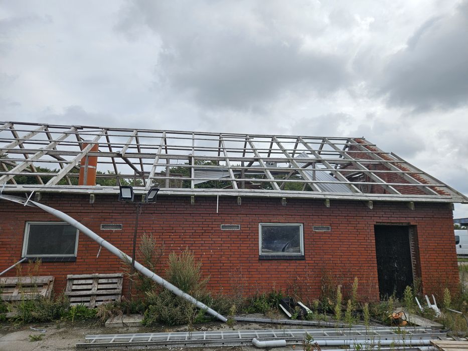 Hydraulika, elektryka, wyburzenia od ręki.