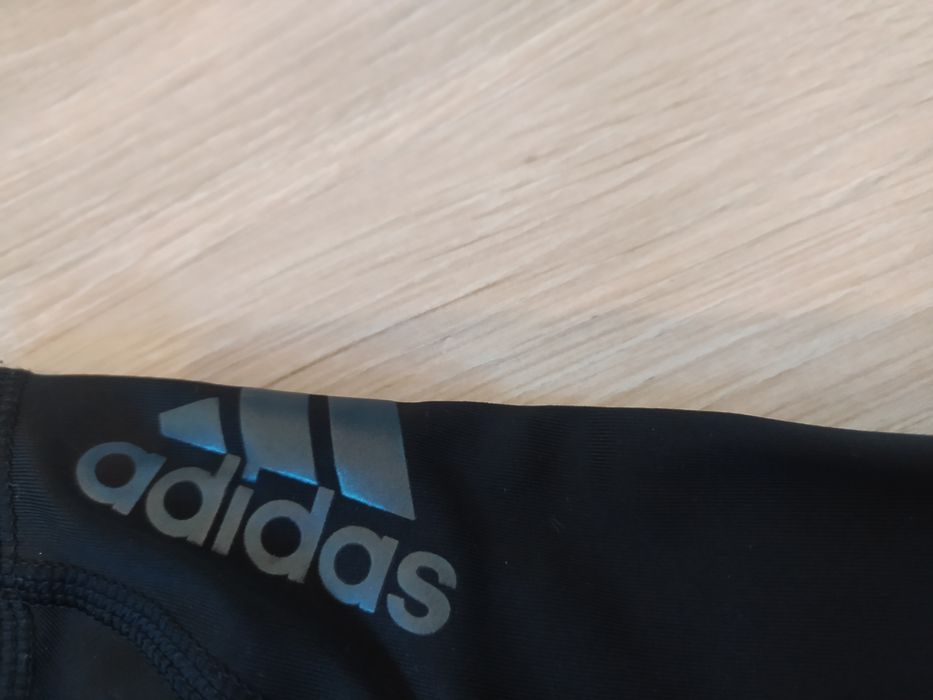 T-Shirt adidas tech fit i 9-10lat