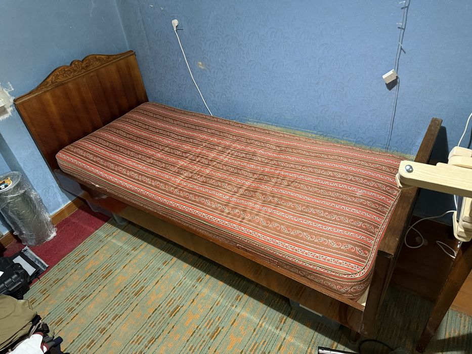 Ліжко односпальне (Безкоштовно)