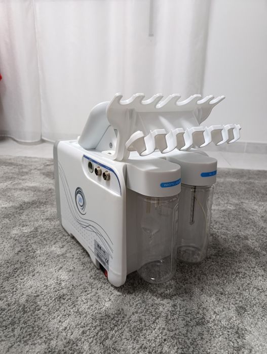 Máquina de Hidrodermoabrasão e Limpeza Facial 6 em 1