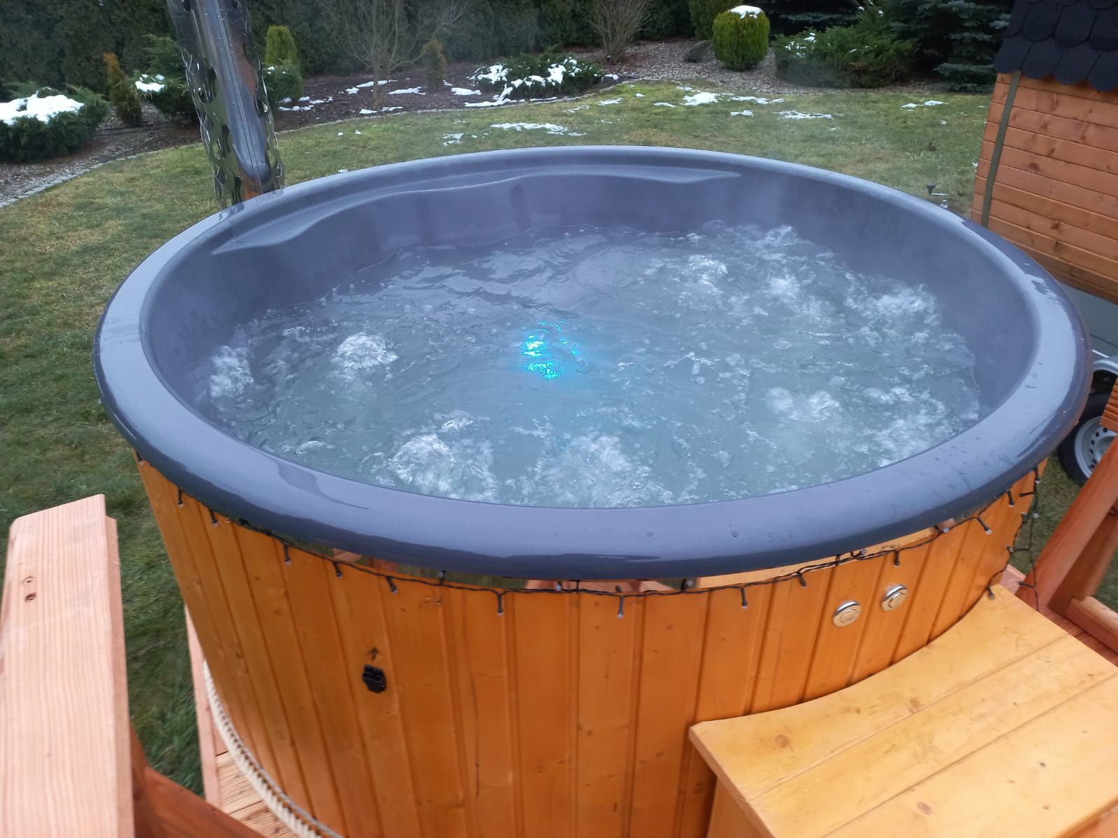 Mobilna bania/sauna/jacuzzi