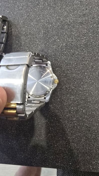 Victorinox Swiss Army часы

Модель: Наприклад, Maver