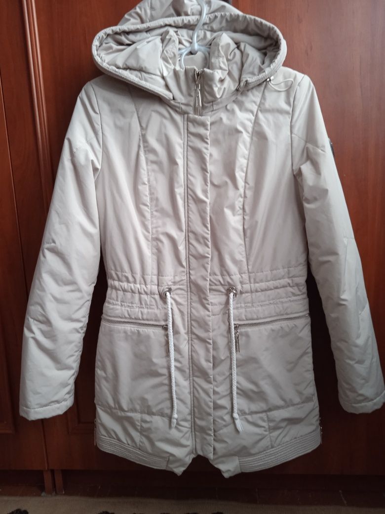 Куртка на дівчинку (10-13років)
