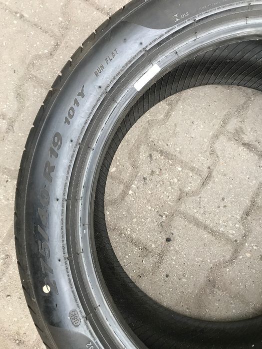 Opona Pirelli 275 40 R19 RSC
