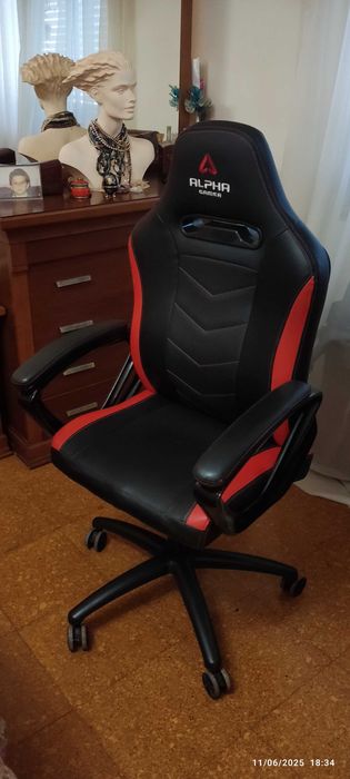 Cadeira de escritório usada estado como nova