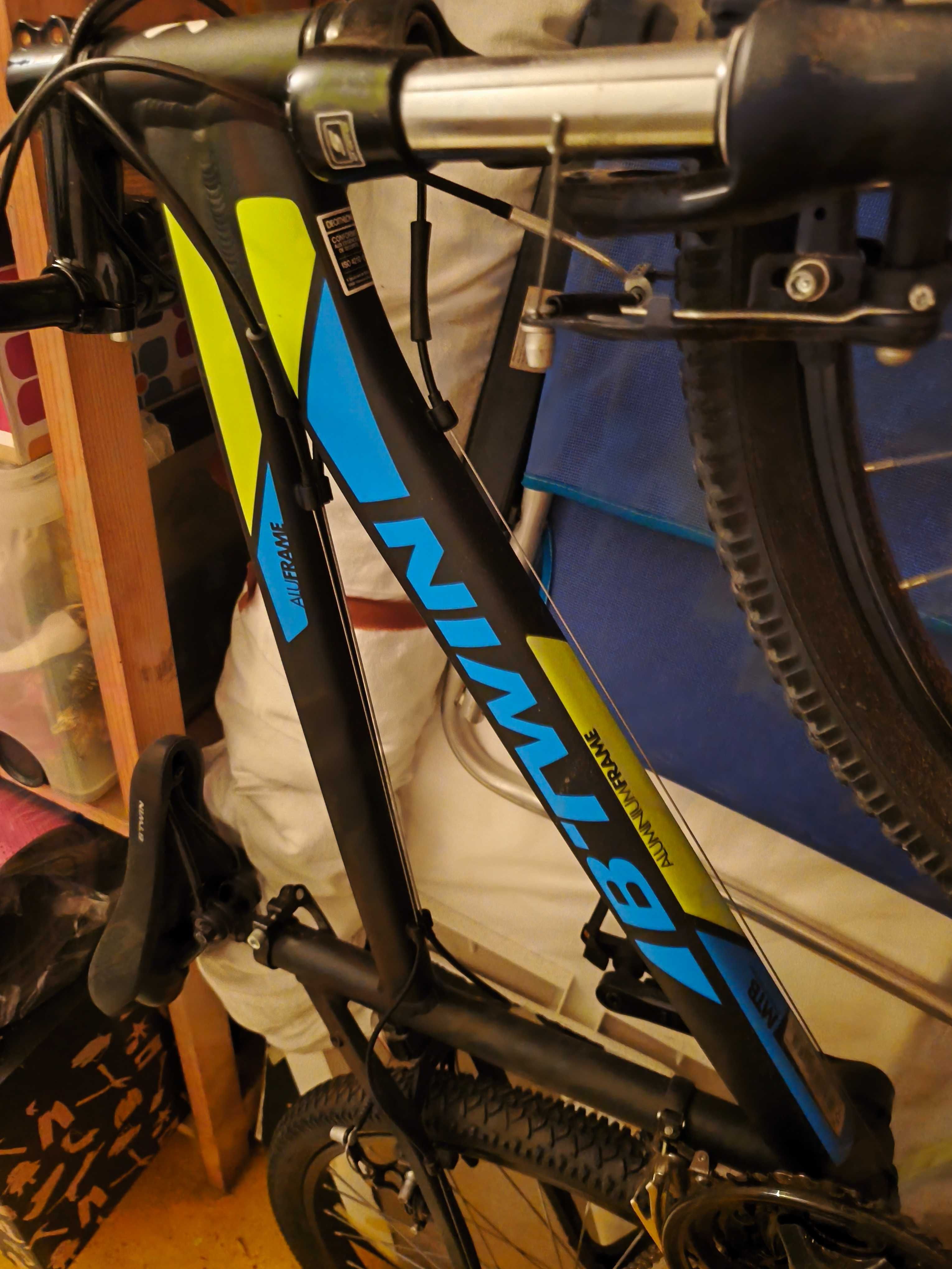 Vendo bicicleta BTwin Aluframe júnior
