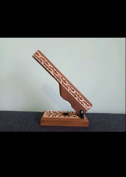 Горіхокол ручної роботи