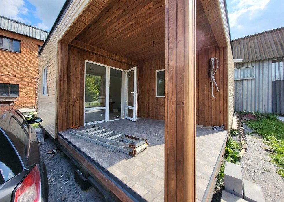 Продаж комерційного приміщення на вул. Будівельна