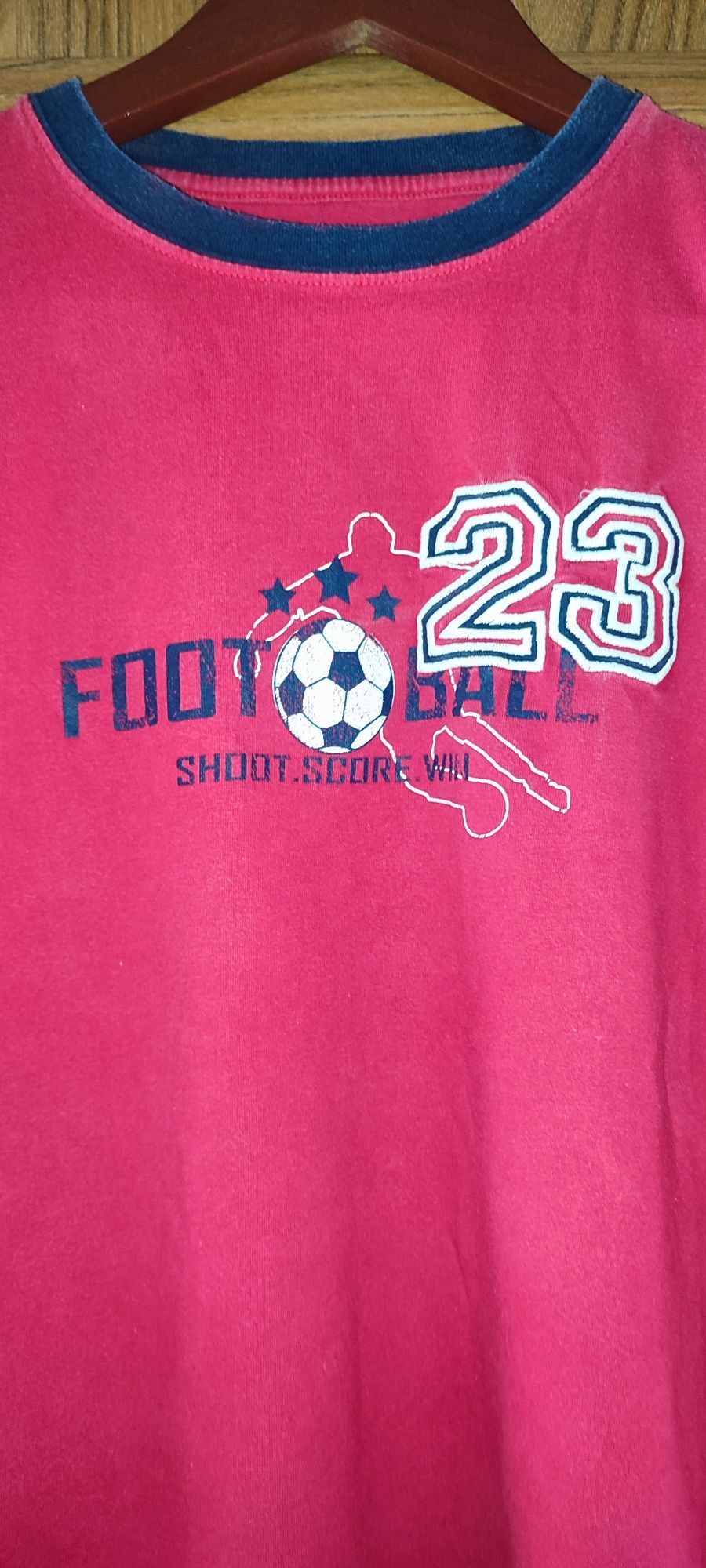 T-shirt Football rozm 146-152 wymiary na fotkach