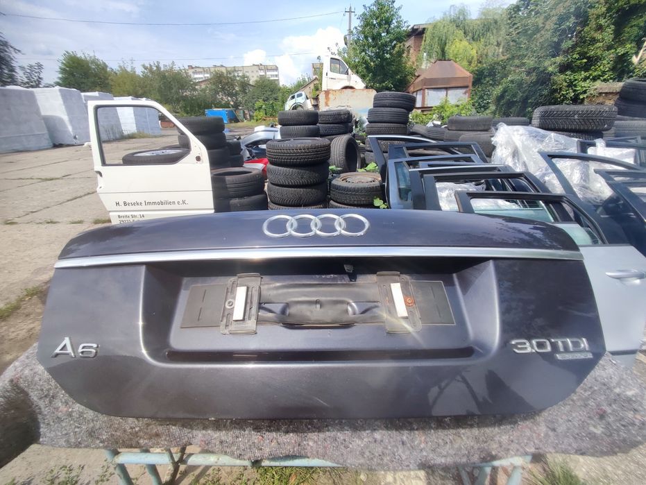 Кришка багажника задня седан Ауді А6 С6 багажник седан Ауді А6 С6