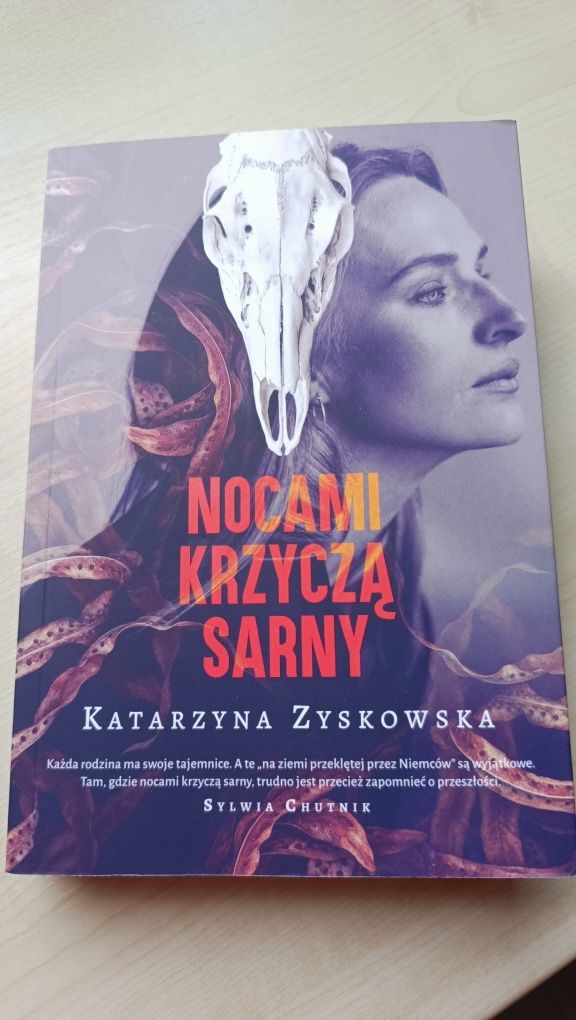 Sprzedam książkę "nocami krzyczą sarny" K. Zyskowskiej, stan bdb