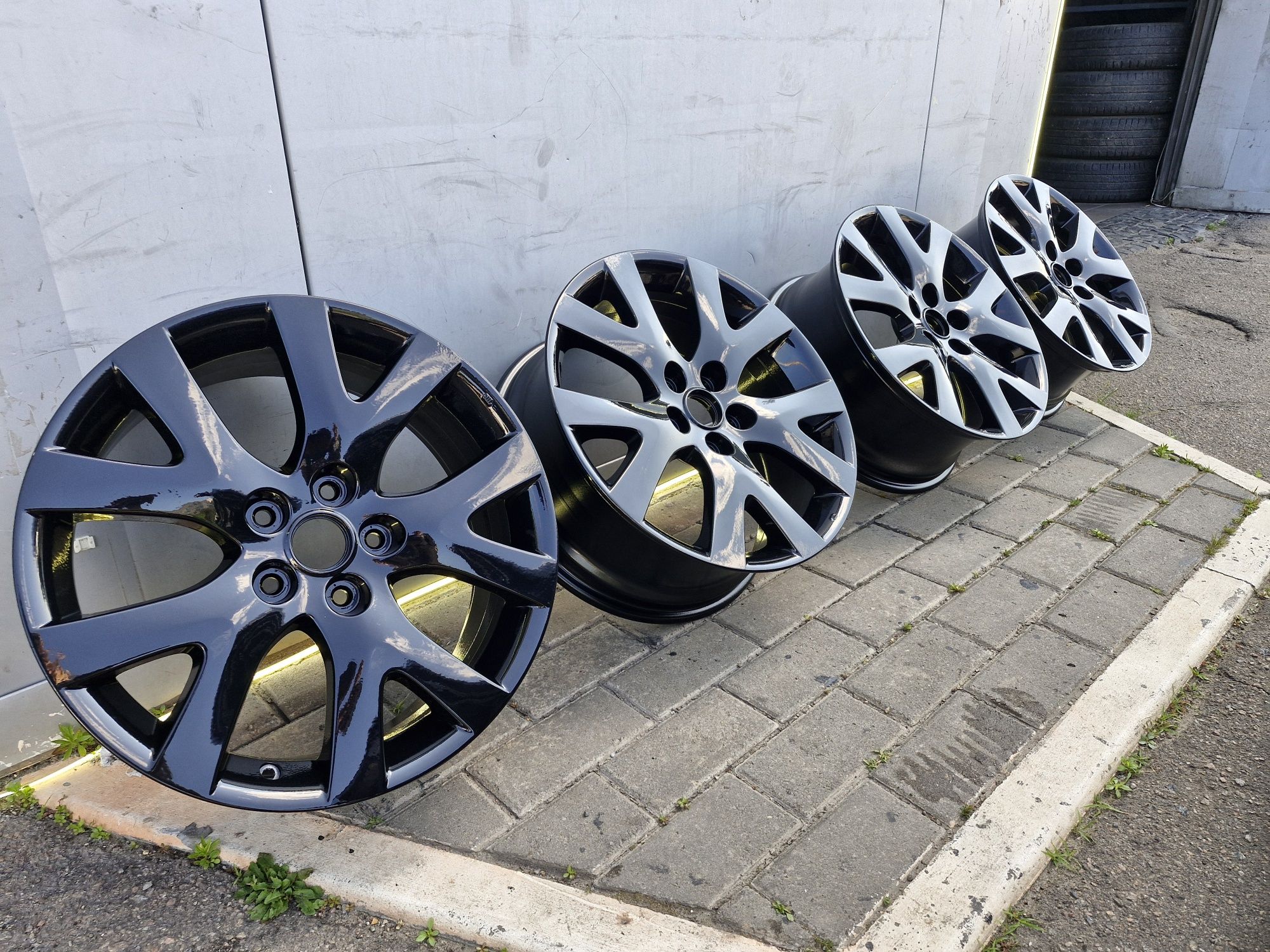 Диски R 18 5 114.3 Mazda kia hundai