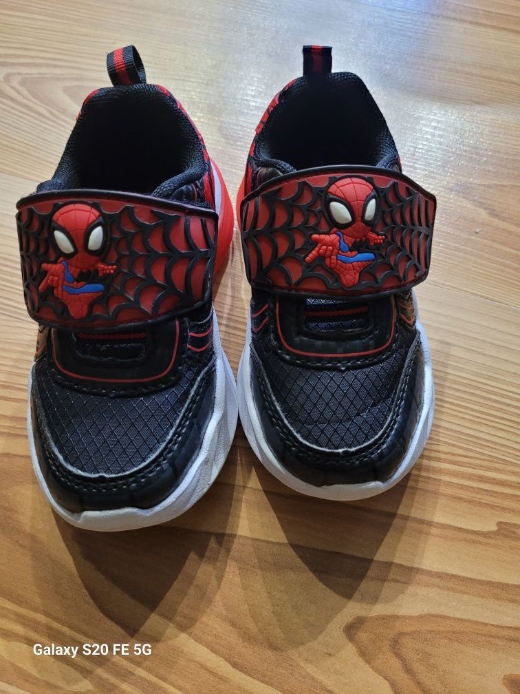 Sneakersy 23 spiderman
