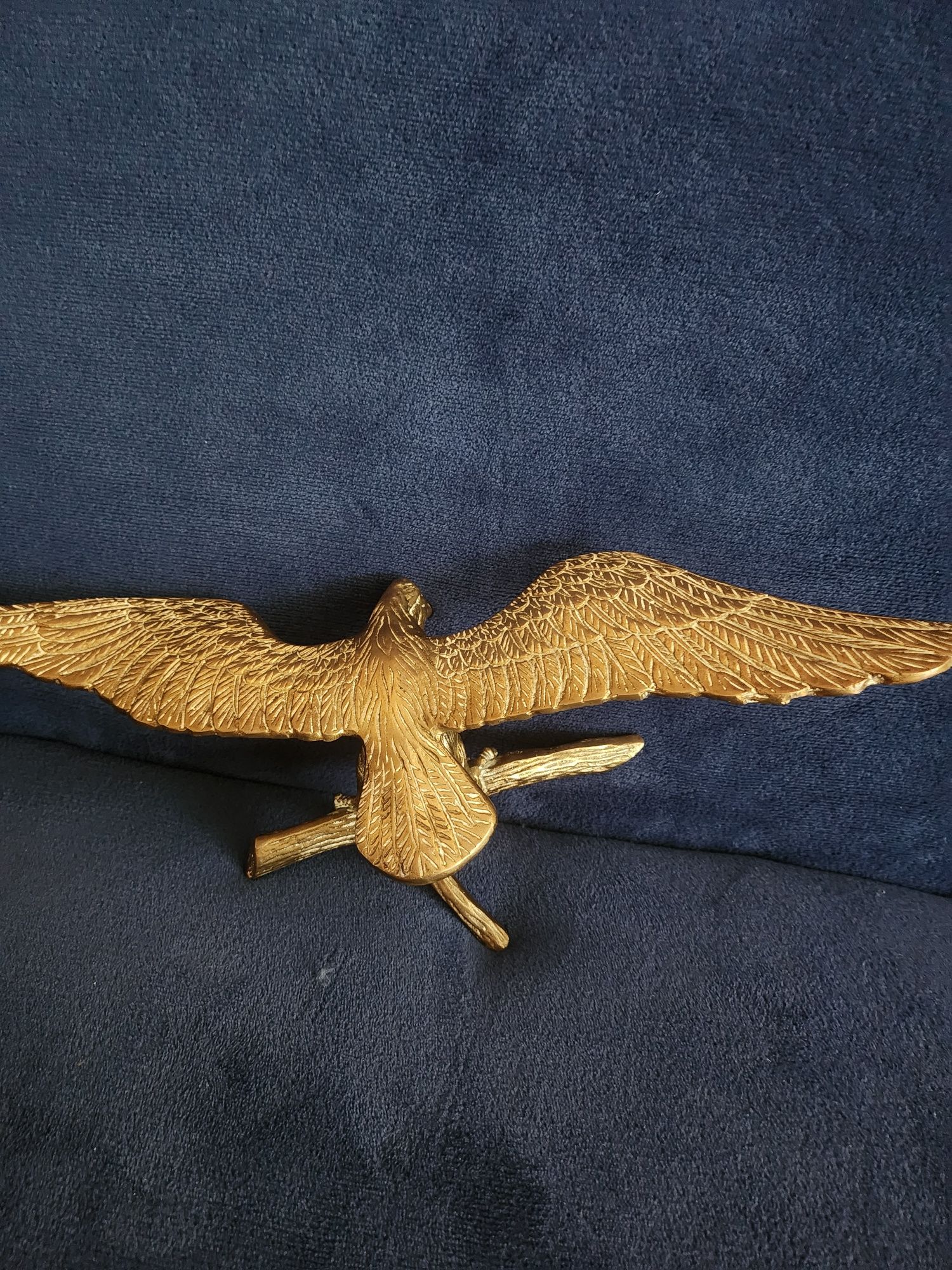 Figura   figurka ORZEŁ na KONARZE z mosiądzu  - 47 cm