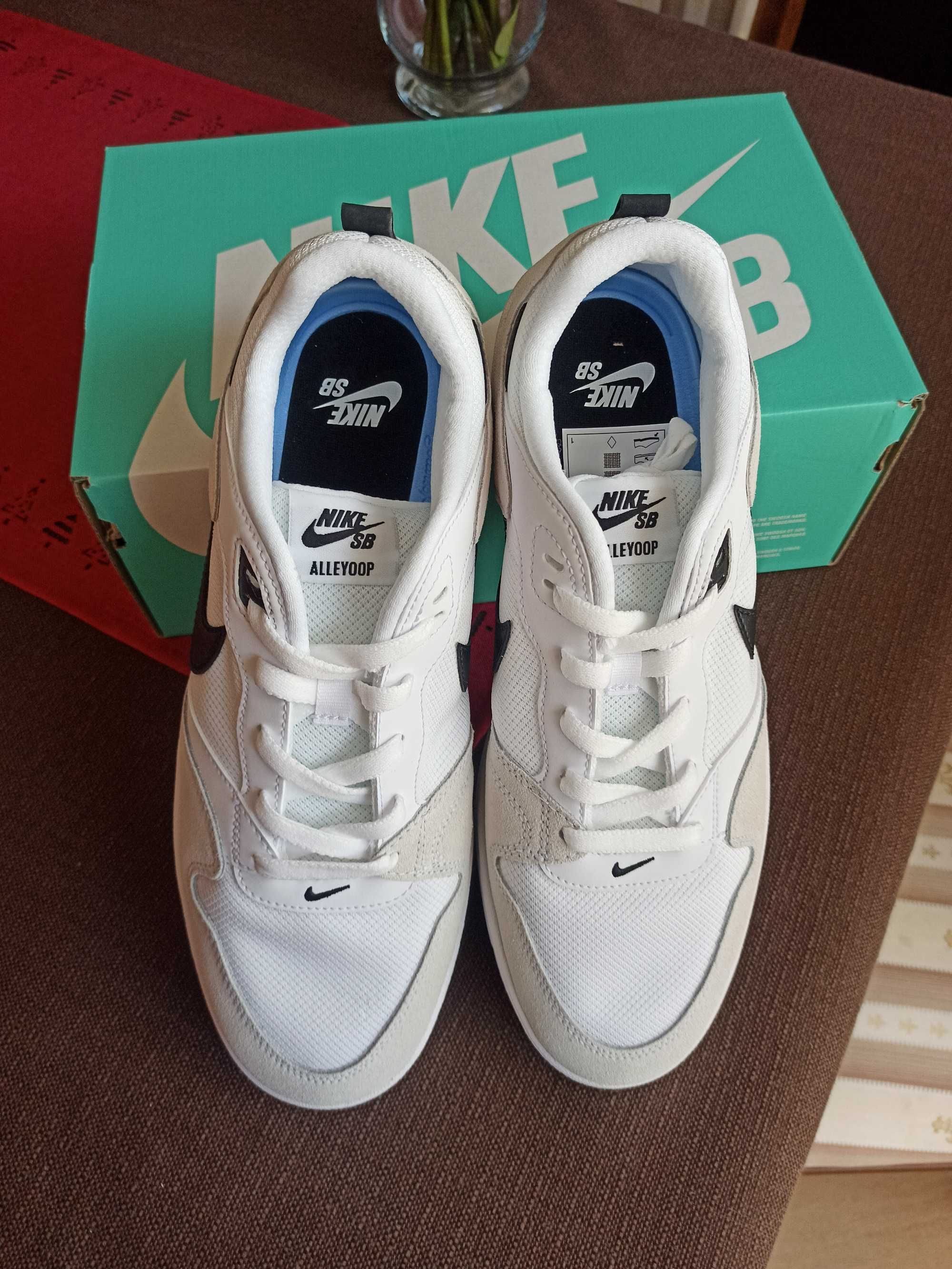 (r. Eur 45) Nike Sb Alleyoop White Black CJ0882,-100