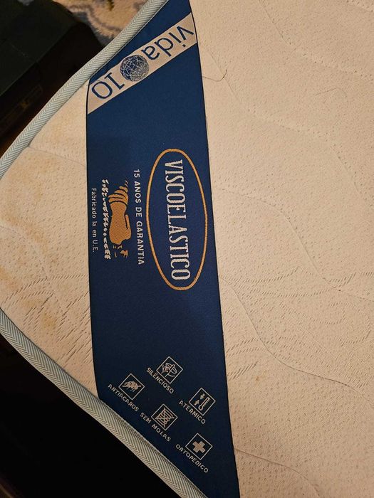 Negociável! Estrado Casal articulada elétrica + colchão viscoelástico.
