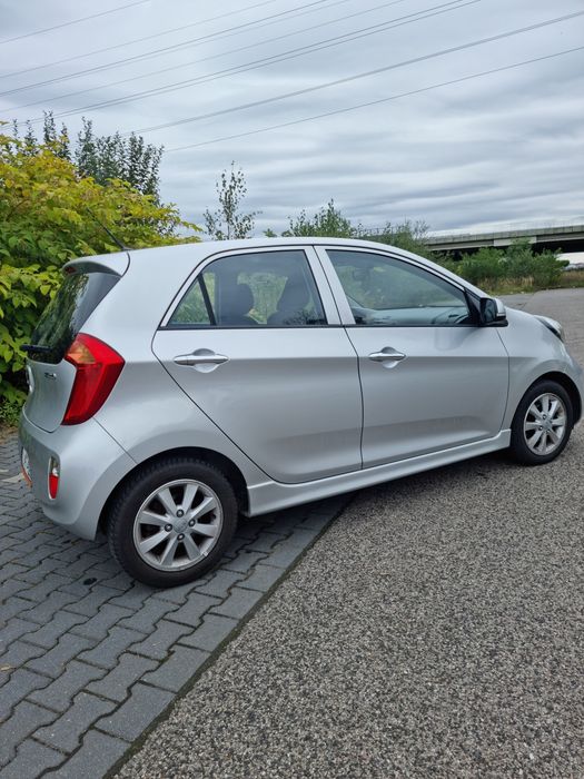 Kia Picanto 1.2 bezyna pelne wyposażenie 150 tys km