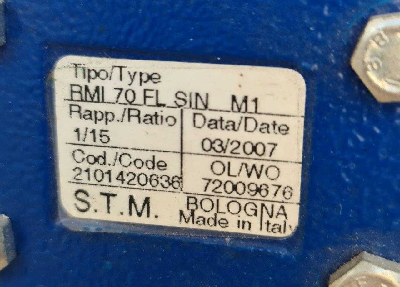 Redutora 1/15 - STM RMI 70 FL SIN M1 (Lateral) - Excelente Estado