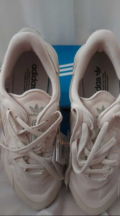 Sapatilhas adidas ozweego