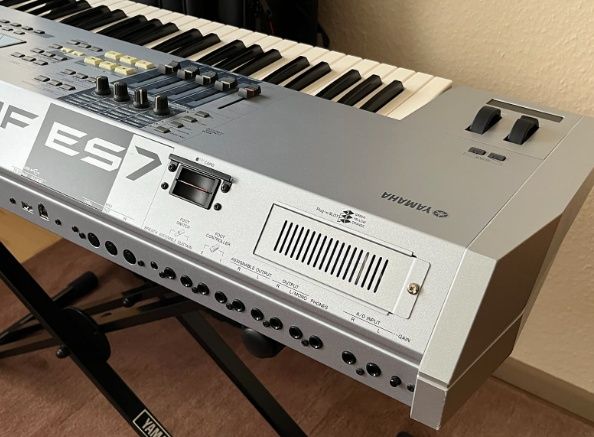 Yamaha Motif ES7