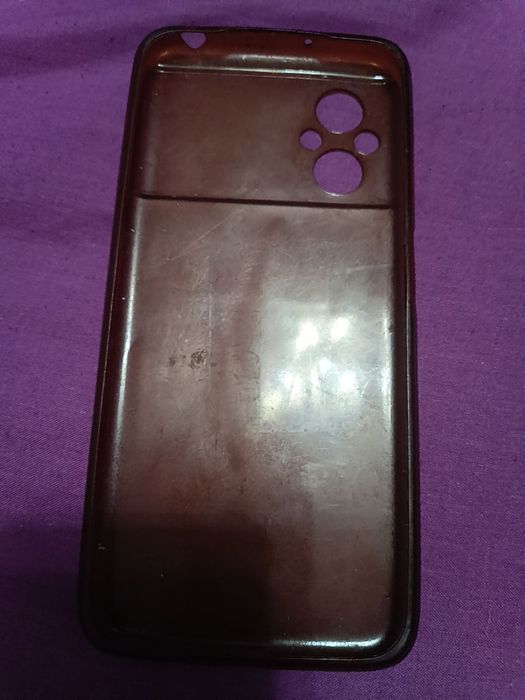 Продам телефон Poco M5