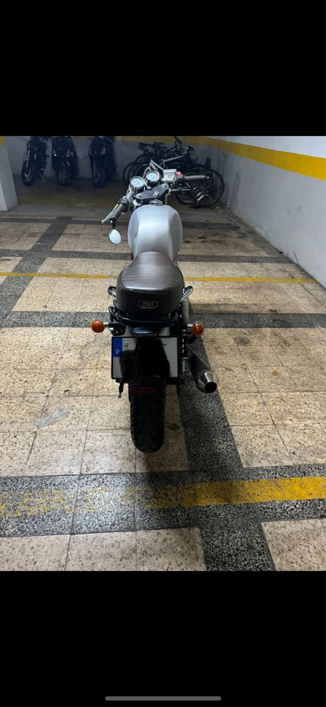 Mash 125 com 6000km