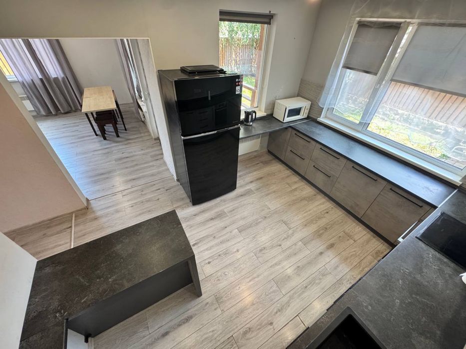 Продам будинок-дуплекс 2 поверховий Святопетрівське.